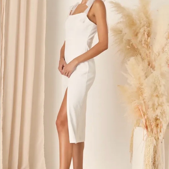 Romantic Celebration White Tie-Strap
Bodycon Midi Dress - Picture 3 of 9